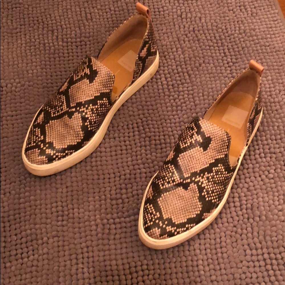 Dolce Vita snakeskin Sneaker/Flats